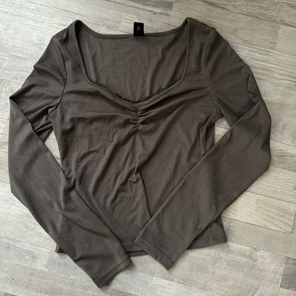 Basic Tees Bundle!!!! - Picture 2 of 8